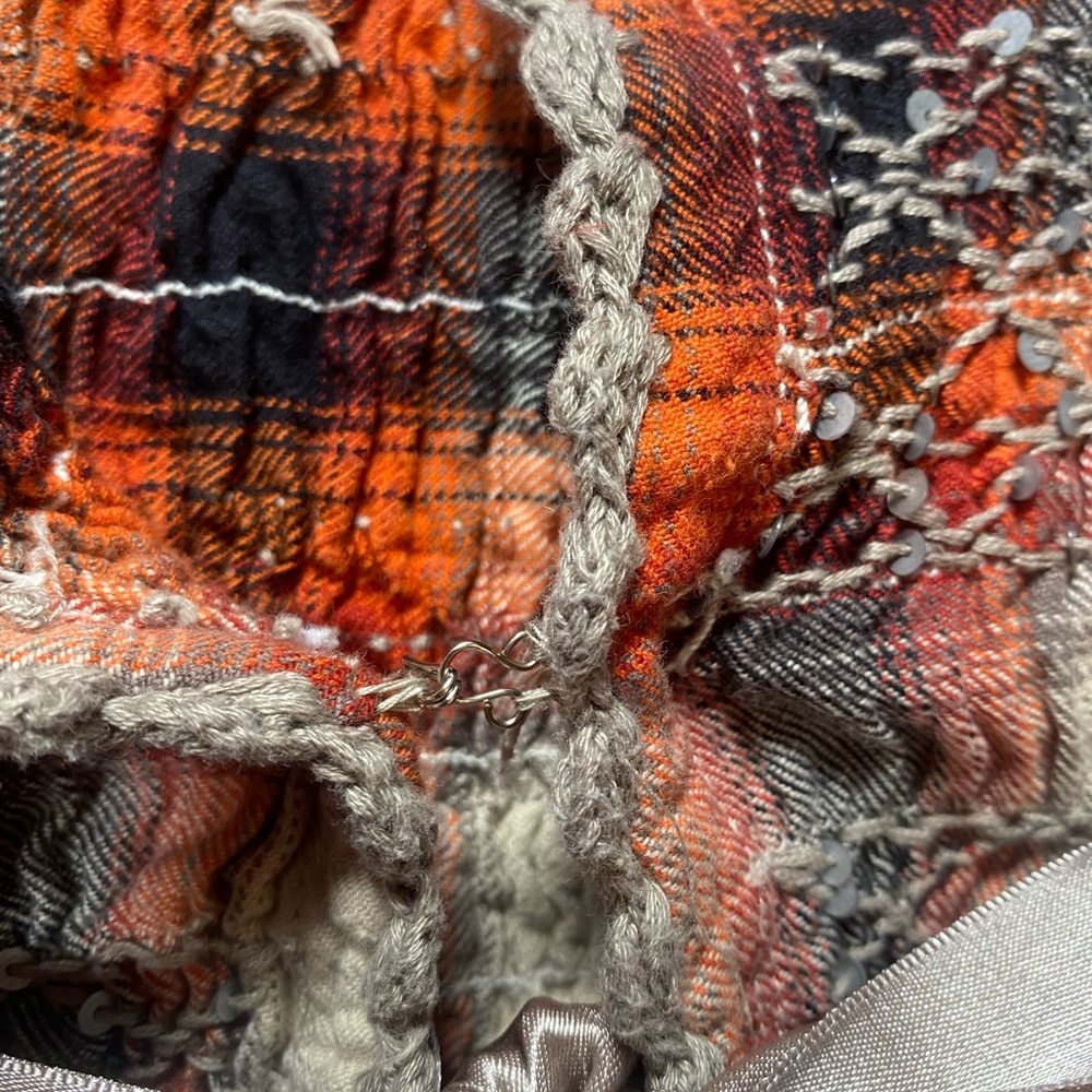 Sundance Orange Black Cream Plaid Peasant Top - Picture 4 of 8